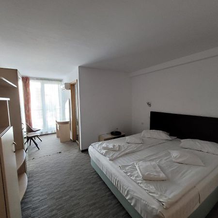 Hotel City Center Braşov Esterno foto