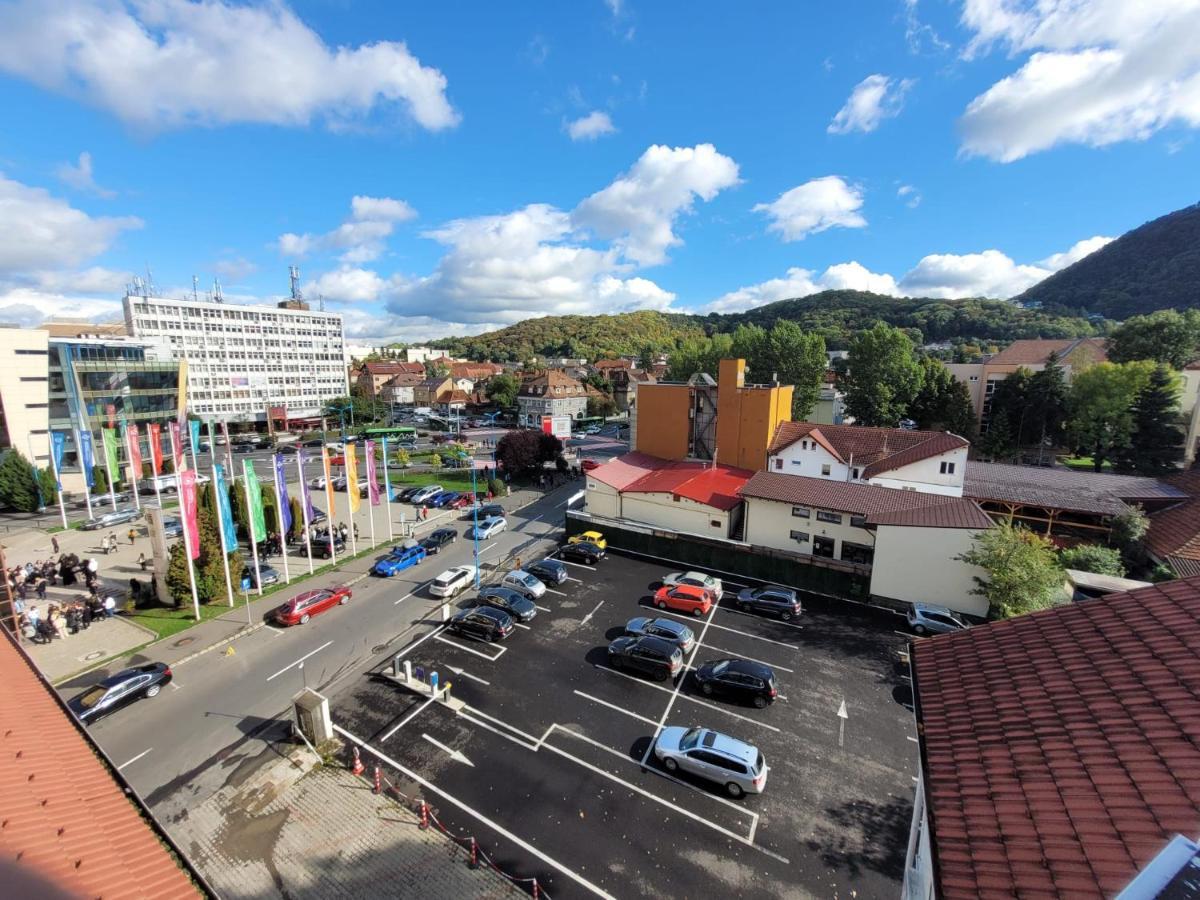 Hotel City Center Braşov Esterno foto