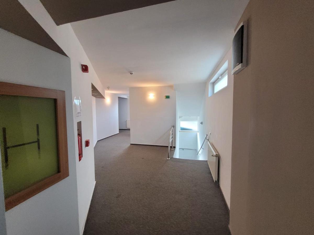 Hotel City Center Braşov Esterno foto